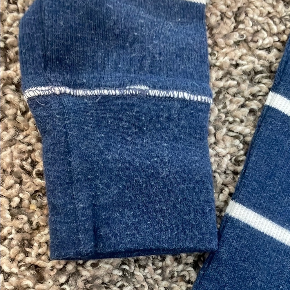 Aeropostale Navy and White Striped Long Sleeve Tee - Picture 7 of 10